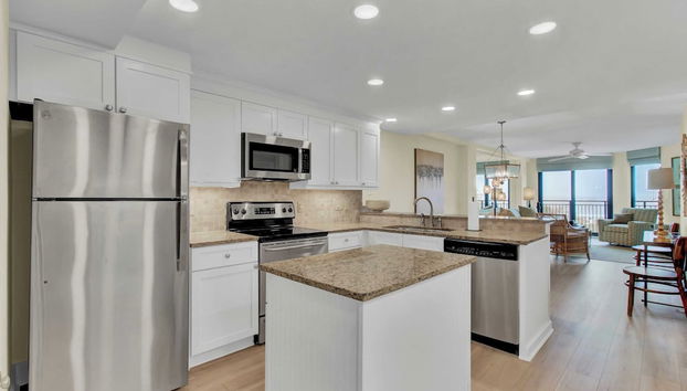 303a Shipwatch by Avantstay Ocean View, Shared Pool, Boardwalk to Beach - Foto 4, Interior