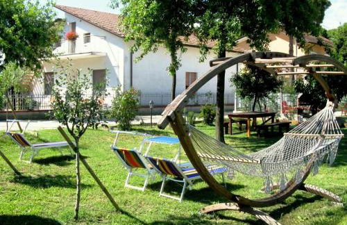 Sunny Coastal Apartment - Foto 1