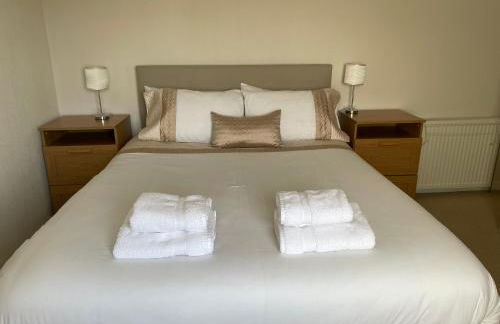 Self Catering house with lovely sea views, 44 Back - Photo 5