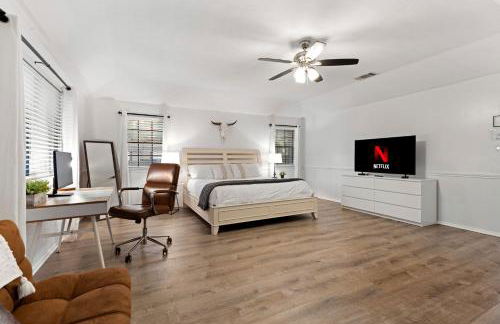 Timeless-Texas-Inn - Heated Pool Oasis & Lux Vibe - Foto 26