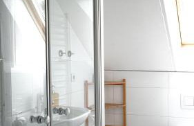 WEINBERGBLICK im Haus FREY - 3 Schlafzimmer ,Küche, 2 Bäder, 2 Balkone, Parkplatz direkt vor der Tür - Foto 27