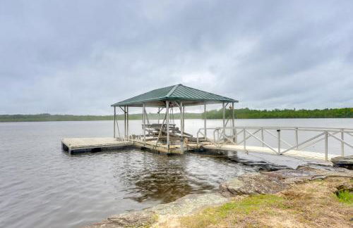 Luxe Family Home on Orange Lake with Private Dock! - Foto 25