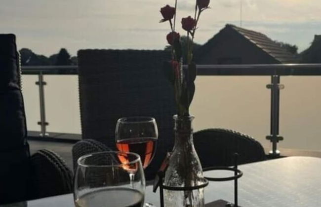 Sunshine Comfortable Holiday Residence - Photo 16