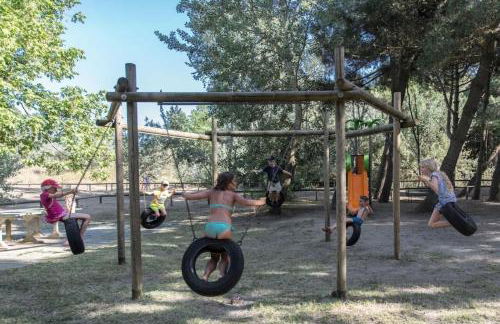 Cozy 2 bedroom Cabin sleeps 5 in Lido di Spina, Italy - Perfect Family Retreat - Foto 14