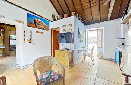 Holidays Tenerife breakfast inclusive wifi pool fr - Foto 28