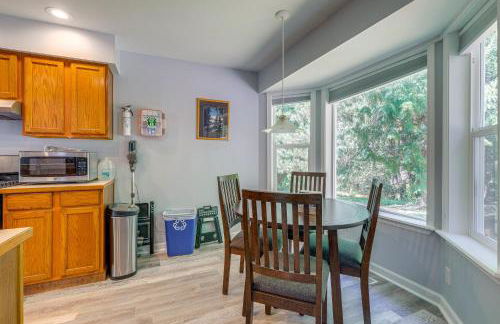 Family-Friendly Silverdale Home with Private Deck! - Foto 11