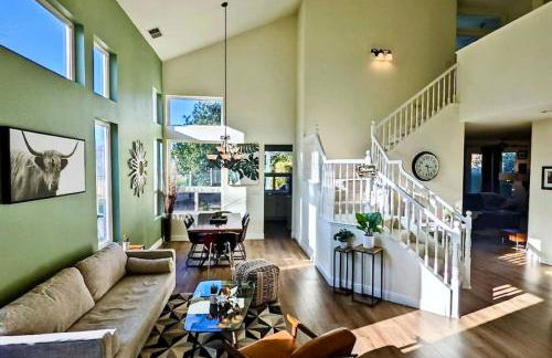 King Bed Quiet Home on Cul-de-Sac Hiking Trails - Foto 5