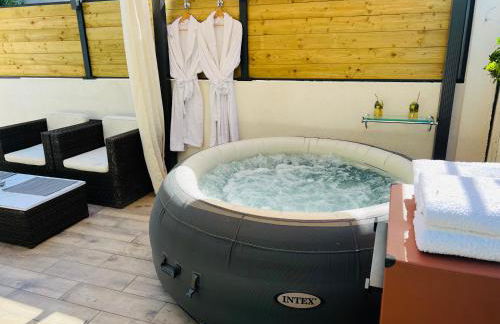 Superbe appartement avec jardin et parking privé - Foto 22