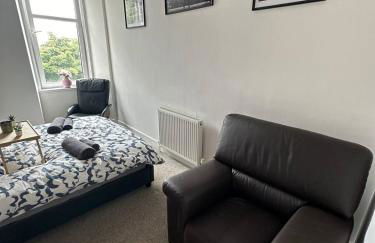 Clydebank Cozy 3bdr flat near Glasgow - Foto 17