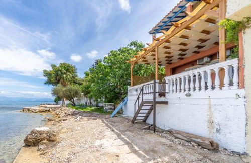 Nikos Seaside Apartment - Foto 21