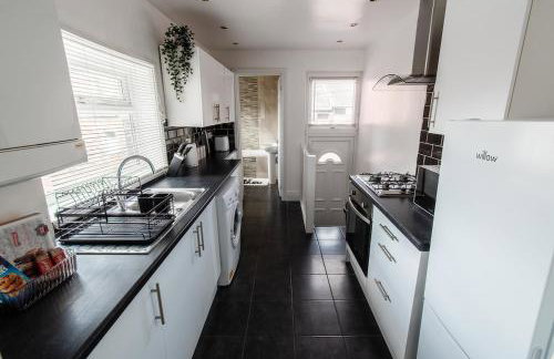 3BR Flat, Parking,WiFi, Near Metro Centre - Foto 2