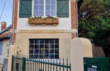 Villa Bagatelle à 300m de la plage centrale, 3 chambres - Foto 1