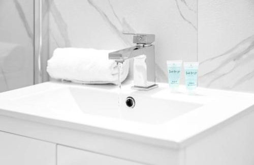 Stylish 2 Bed Apartment - Smart TV - WIFI - Jewellery Quarter 3AH - Foto 28