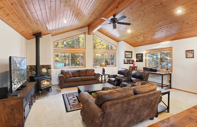 Quaking Cabin Gas BBQ & Amenities Access! - Photo 1