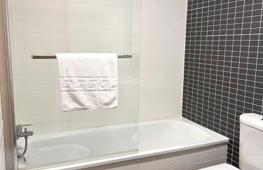 Majestic Flats - Photo 11