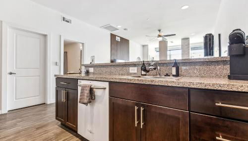 Entire High-Rise Apartment - 2BD - Foto 5