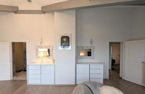 Luxurious Villa with Pool - Foto 4