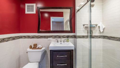 Garden Level Getaway - Photo 2