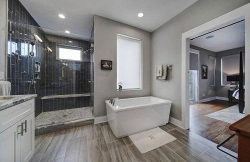 City Views RoofTop Hot Tub & Short Walk to Stadium - Foto 14