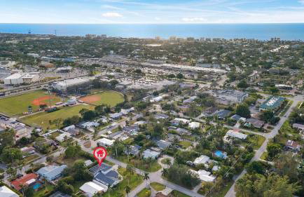 3 min to beach with 3 king ensuites and private pool - Foto 30