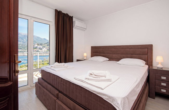 Open Sea Apartments - Photo 50