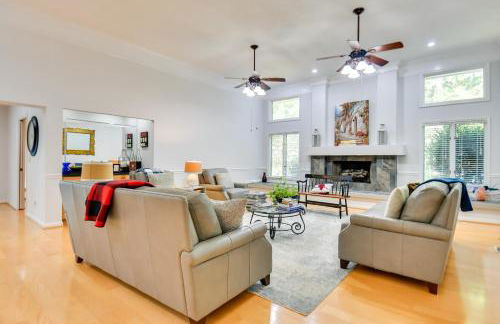 4 Mi to UGA Pet-Friendly Home in Athens - Photo 1