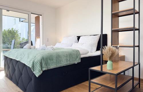 BeSSa Homes Deluxe Apartment 6 Personen Klima Garten King Size Betten - Foto 1