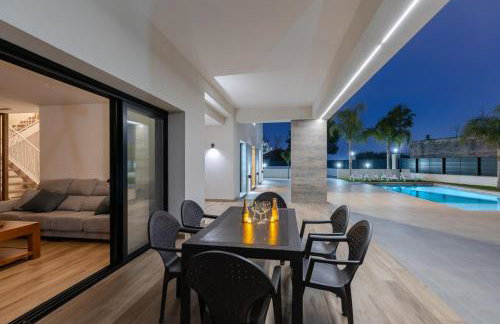 Palm Breeze Villa by Fidalsa - Foto 6