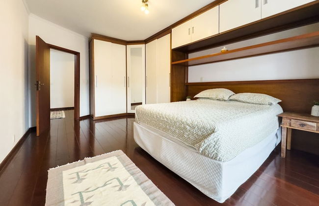 Casa espaçosa na Granja Viana - Foto 5