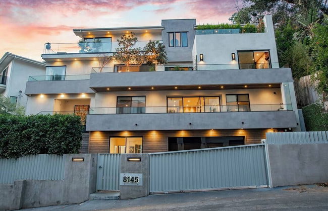 Willow Glen - Hollywood Hills Multi-level Villa With Theater & Pool - Photo 74