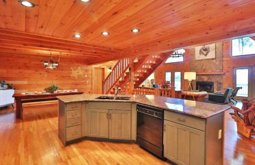 Mountain Gem, Hot Tub, Fire Pit, Views, Starlink Wi-fi - Foto 36