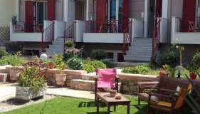 Victoria Studios - Photo 2, Garden