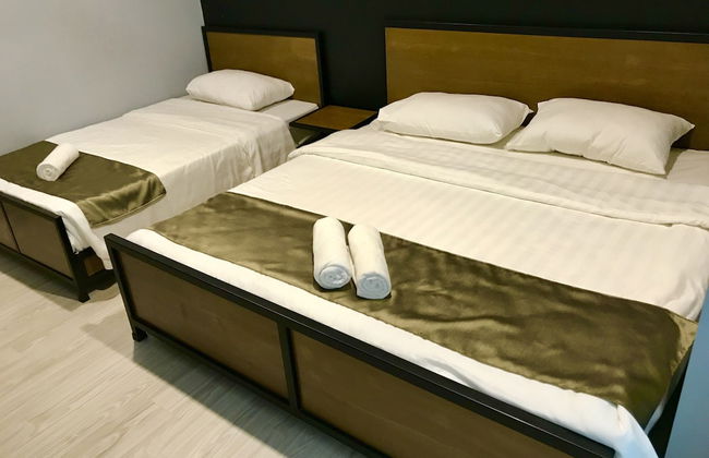 Sunset Seaview Vacation Condos at Infinity Avenue - Foto 24