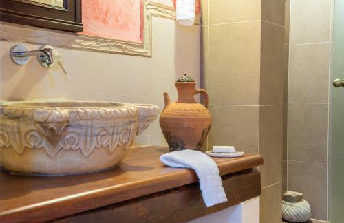 Nassibe Estate - Photo 65