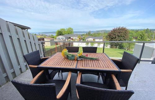 Scenic Lake View Home - Foto 11