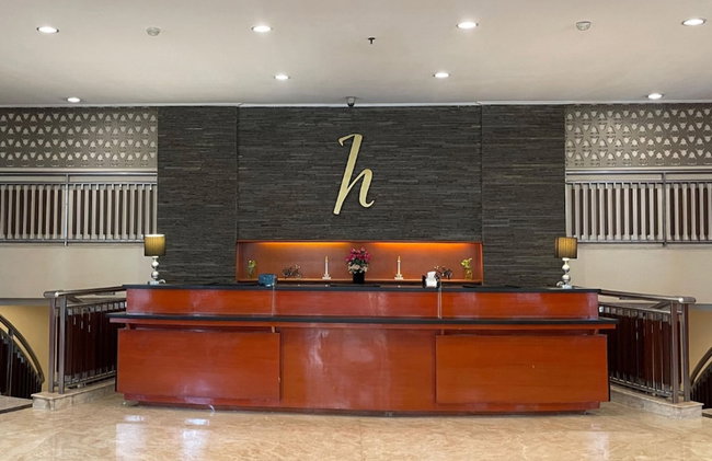 Horison Ultima Suite & Residence Rasuna Jakarta - Photo 3