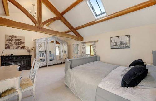 country retreat, long term stays hot tub - Photo 11