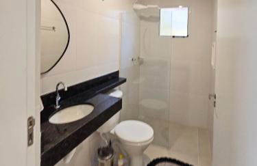 Encantadora casa com piscina perto da praia - Foto 17