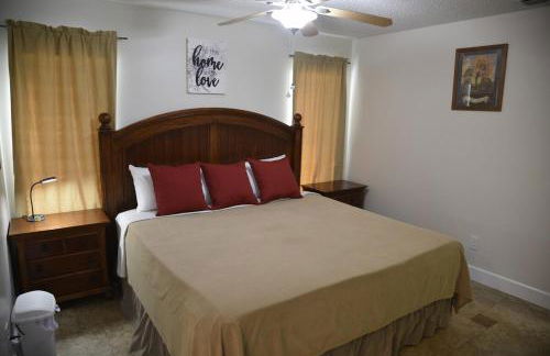 Perfecto Mundo 2, Orlando Area 4BR-2B-Outdoor Pool-Jacuzzi-Billiard - Foto 6