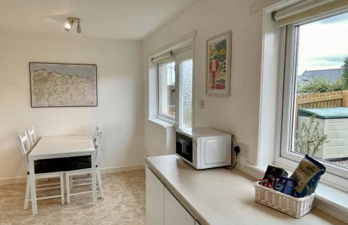 Spacious 2 Bedroom Home in Picturesque Cullen - Foto 6