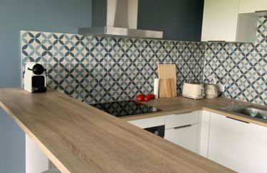 Grand rez de jardin-terrasse avec vue sur la mer - 2 chambres - Photo 2