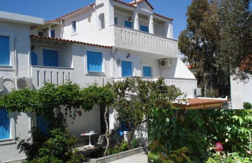 PELAGIA KAMPOS MARATHOKAMPOU APARTMENTs - Photo 10