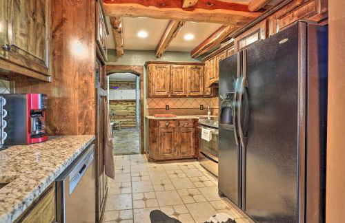 Eureka Springs Area Cabin with Deck and 7 Acres! - Photo 11