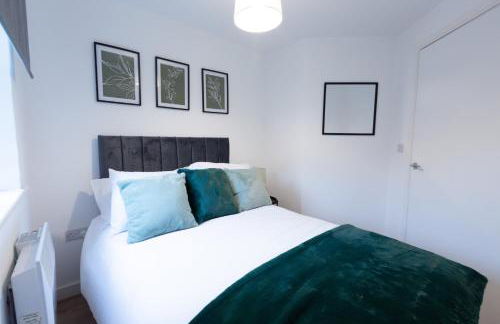 Spacious City Centre Apartment with Balcony - Foto 11