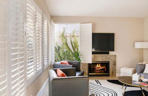 Luxe Palm Springs Villa- Sunset Oasis Private Heated Pool & Spa on Golfcourse - Foto 9