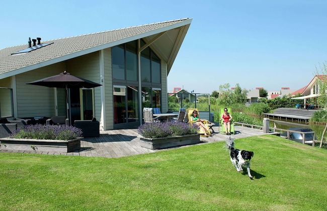 Family Friendly Villa near Center of Kortgene - Photo 29