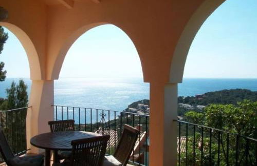 Exclusiva Villa, Piscina Privada y Vistas al Mar - Foto 3