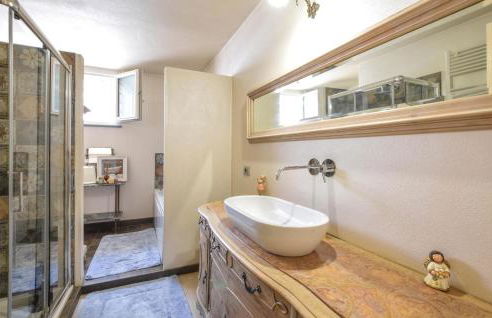 Nice Apartment In Santo Stefano Belbo - Photo 22