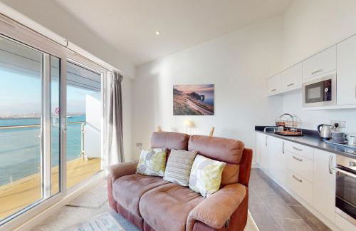 Crabbers' Wharf - Photo 80