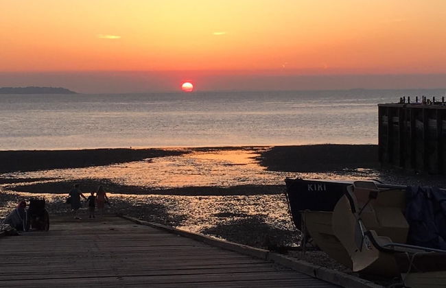 One Bedroom Flat, Sleeps 4, Balcony & Free Parking - Foto 24